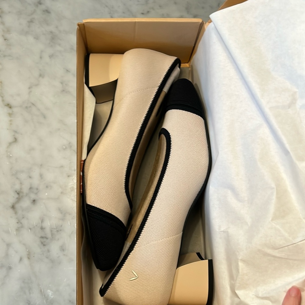 Classic Two-Tone Block Heel Pumps in Cream and Black